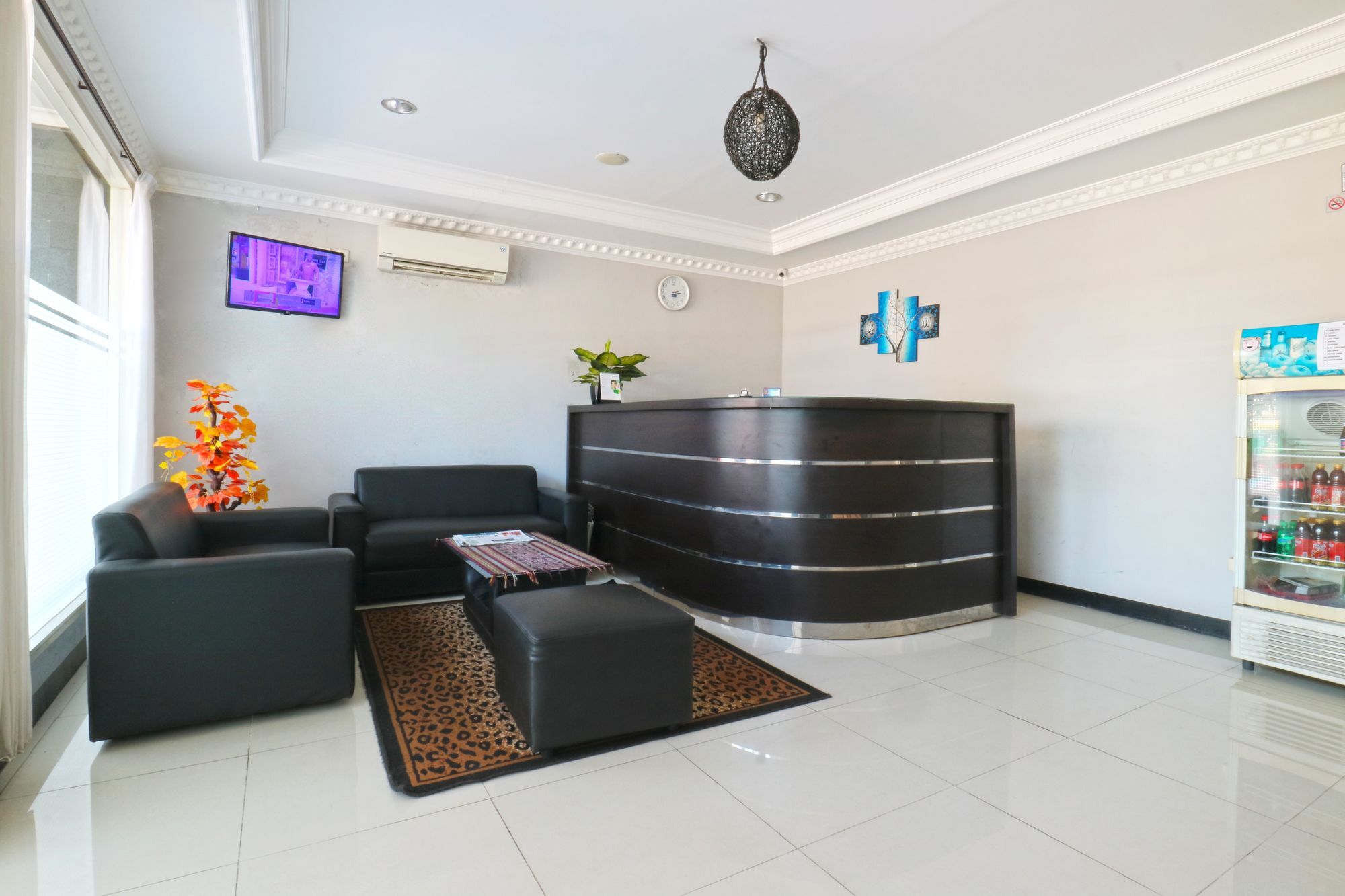 Losmen Family Syariah Bypass Juanda Mitra Reddoorz Brebek ภายนอก รูปภาพ